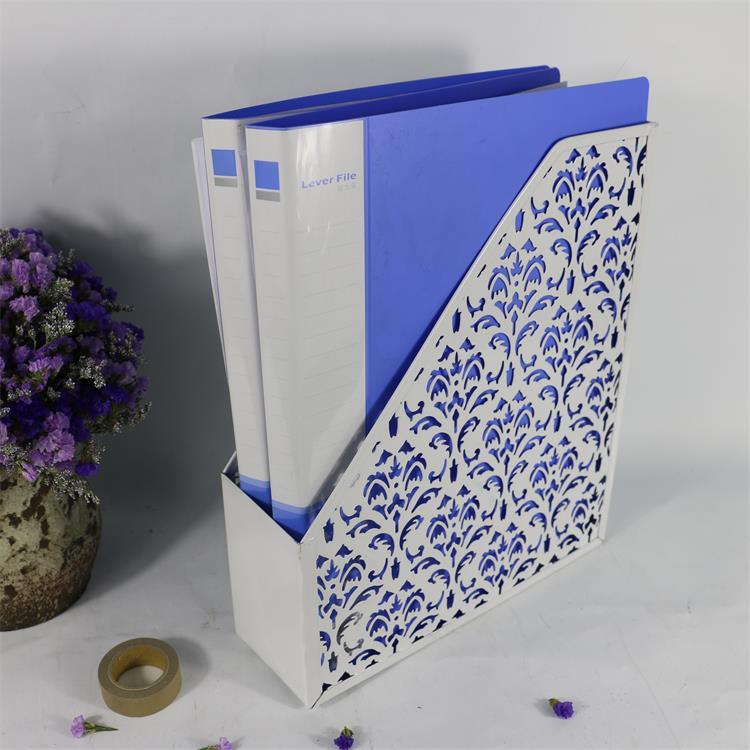 Magazine holder